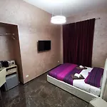 فندق مبيت وإفطار Royal 4*
