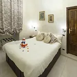 فندق مبيت وإفطار Royal