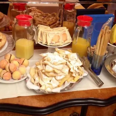 住宿加早餐酒店 罗马皇家住宿加早餐旅馆 4*