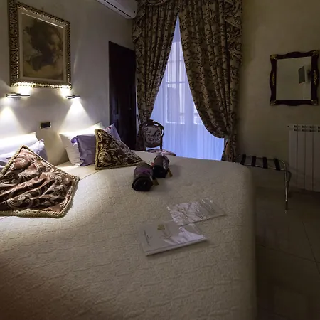 罗马皇家住宿加早餐旅馆 住宿加早餐酒店 4*