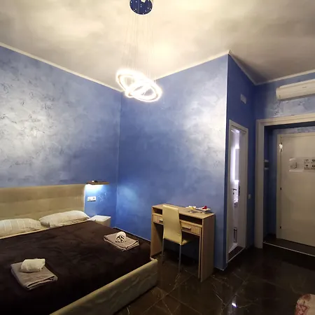 罗马皇家住宿加早餐旅馆 4*