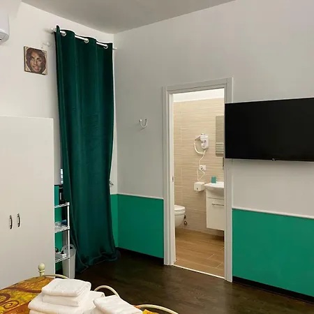 Bed & Breakfast Royal 4*